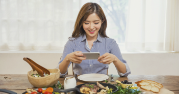 이불 밖은 위험해! 집에서 모든 것을 즐기는 홈루덴스족